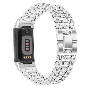 Accessoires de dragonne Design Candy <span class=keywords><strong>Bracelet</strong></span> en métal à boucle réglable pour <span class=keywords><strong>Fitbit</strong></span> <span class=keywords><strong>Charge</strong></span> 5 femmes <span class=keywords><strong>Bracelet</strong></span> de montre en diamant Bling - Product Image 6