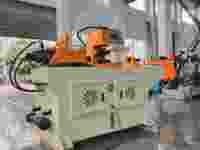 Machine de formage d'extrémité de tube en acier pour le rétrécissement du diamètre des tubes en acier inoxydable pour pieds de meubles et canapés TM60