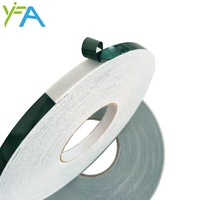 Bandes d'étanchéité en mousse EVA adhésives acryliques Bandes d'étanchéité en mousse thermofusible pour portes et fenêtres résistantes aux intempéries à haute température