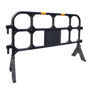 Barrera de Tráfico de Plástico 1350B, Moldeada por Soplado, HDPE, Barrera Temporal de Seguridad Vial, Control de Multitudes, Barandilla de Plástico - Product Image 4