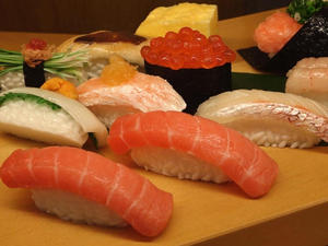 Automatique commerciale sushi nigiri boule de riz rouleau l'équipement de fabricant de sushi fabrication de boule <span class=keywords><strong>robot</strong></span> machine à rouler - Product Image 3