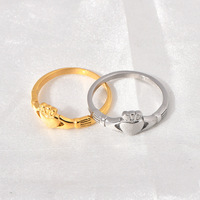 Bague d'éternité haut de gamme en acier inoxydable plaqué or 18 carats pour couple, style Hug Marry Crown Heart, pour mariage et événements festifs