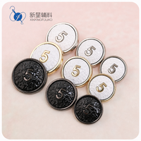 Kancing Logam Dekoratif 5 Karakter Jahitan Tangan Gaya Sederhana untuk Sweater Jaket Sweater