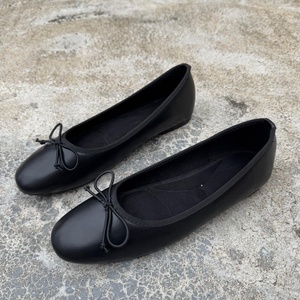 Ballerines à nœud style délicat pour femme, à enfiler, légères, toutes saisons, doublure en tissu, nouveau modèle 2026, chaussures polyvalentes style « <span class=keywords><strong>Granny</strong></span> » - Product Image 2