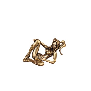 Figurine de fille violente en laiton, décoration de table pour la maison - Product Image 5