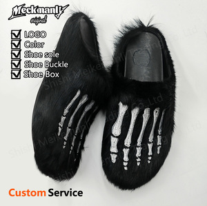Zuecos de Plataforma de Felpa Bordados Personalizados de Moda 2024 para Hombre, Zuecos de Felpa Casuales para Hombre - Product Image 5
