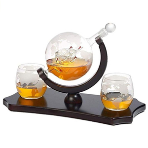 2023 Wholesale Handmade Borosilicate Glass Clear Classic Globe Shaped <strong>Decanter</strong> with Oval Wooden Base for <strong>Whiskey</strong> - Product Image 4
