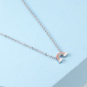 Collar con Colgante de Puente de Nubes Cúbicas Arcoíris para Niños - Product Image 3