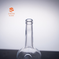 Bouteilles en verre rondes et longues de 700 ml, y compris des bouteilles de brandy et de whisky, adaptées à l'emballage de spiritueux haut de gamme