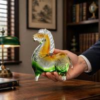Figurine de cheval en verre Liuli chinois traditionnel fait main, élégante, en cristal, sculpture de cheval Tang, 15x19cm, collection, vente en gros