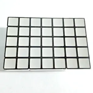 4,4x4,9mm quadratische Punkt matrix anzeige 5x7 Punktmatrix-LED-Anzeige