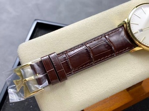 Montre mécanique pour homme élégante et tendance avec bracelet marron et finition dorée - Product Image 4