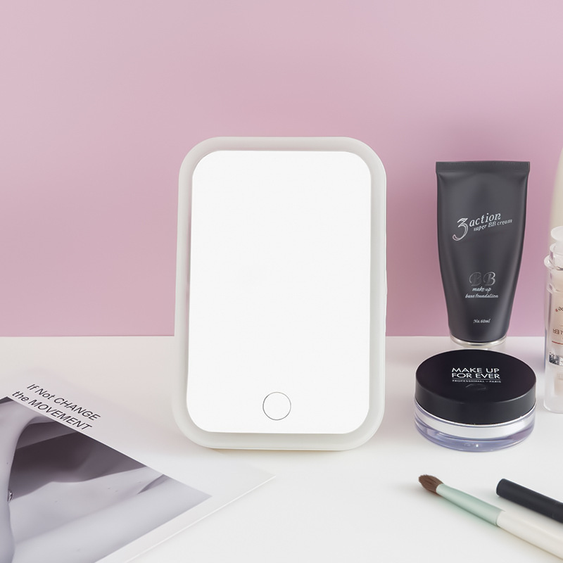 สี่เหลี่ยมสีขาว