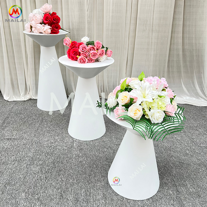 cylinder plinth stand