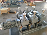 Pompe doseuse à diaphragme triplex avec 3 têtes de pompage |   Pompe doseuse hydraulique pour injection de plusieurs fluides |   Précision ±10%