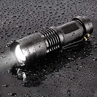 Contoh Gratis Senter LED Portabel Tahan Air 3W XPE Senter Mini untuk Berkemah Berburu Luar Ruangan