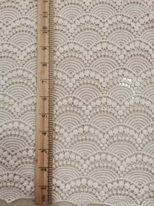 Robe blanche à fleurs style dubaï, tissu en dentelle - Product Image 4