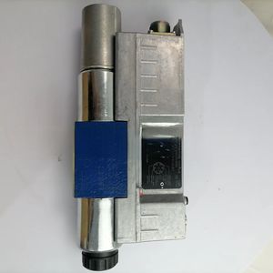 Válvulas Hidráulicas Proporcionales Direccionales 4wree Proportional Directional R901496443 4wree6e16-3x/v/24f1 - Product Image 3
