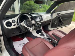 Auto de Segunda Mano: Volkswagen <span class=keywords><strong>Beetle</strong></span> 1.2T Fashion Sedan <span class=keywords><strong>2018</strong></span> - Product Image 5