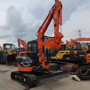 Vente à bas prix : Mini-excavatrice sur chenilles Hitachi ZX50U-3 d'occasion, modèle Zaxis 50U, poids opérationnel 5 tonnes, moteur japonais, 5 tonnes - Product Image 1