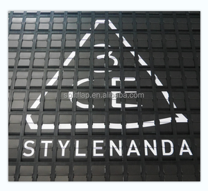 Tablero de mensajes abatible electrónico con solapa dividida pantalla abatible con letras abatibles - Product Image 4