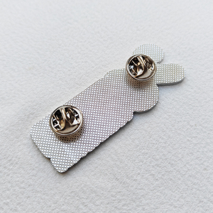 JINFUJIA RVS Strass Eco-vriendelijke Zeefdruk Spuitgiet 70x20mm Op Maat Gemaakt Veiligheidsspeld Oberbadge - Product Image 4