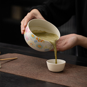 Ensemble d'accessoires pour cérémonie du thé chinois : Bol à matcha en céramique Ten Thousand Flowers, support pour Chasen et base pour brosse - Product Image 4