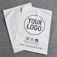 Bolsas de Plástico CPE con Cierre Negro Esmerilado y Logotipo Personalizado para Ropa