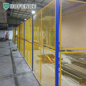 Aislamiento de almacén Malla de alambre de púas Valla protectora Carretera Fundación Pit Taller Partición Equipo de carga y almacenamiento - Product Image 4