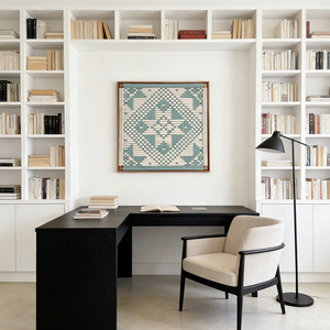 Arte Murale Minimalista in Cotone Intrecciato Verde Acqua con Motivi Geometrici per Uffici e Biblioteche Contemporanee - Product Image 1