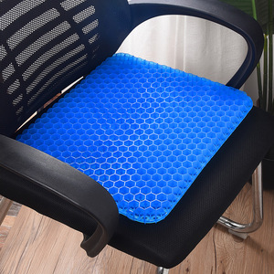 Cojín de Asiento de Gel TPE Cuadrado Suave y Cómodo con Diseño de Panal de Abeja para Silla de Oficina y Asiento de Coche con Funda de Malla Negra - Product Image 2