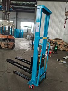 รถยกไฟฟ้าแบบพกพา บรรทุกเองได้ 1 ตัน 1.3 เมตร 1.6 เมตร ราคาโรงงาน 1000 กิโลกรัม - Product Image 5