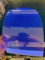 Écran LED transparent en film P6 P8 P10, affichage LED en film cristallin, forme personnalisée flexible pour fenêtre, rideau mural et ascenseur panoramique