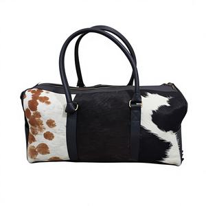 Bolsa de Lona de Cuero Vacuno Premium al por Mayor con Pelo, Cierre de Cremallera, Multifuncional, Unisex LHDB-0186 - Product Image 1