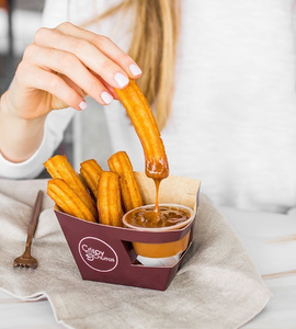 Caja de papel para patatas fritas para llevar comida personalizada, caja de papel desechable para <span class=keywords><strong>Churros</strong></span> con agujeros para salsa, caja de embalaje para <span class=keywords><strong>Churros</strong></span> - Product Image 3