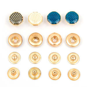 Custom Brand Logo Men's 4-Part Shirt with Snap Buttons High-Quality Luxury Metal Design - Product Image 3