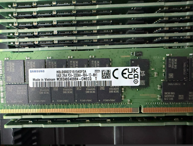 DZXT ECC RDIMM Enterprise Server Memory Module High Capacity Fast Error Correction For 64GB DDR4 3200MHz M393A8G40BB4-CWE