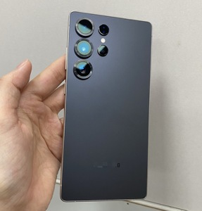 Prix de gros pour smartphone S24/S25 Ultra 5G d'occasion original avec processeur Octa Core disponible en français, espagnol, anglais - Product Image 1