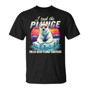 Camiseta Polar Bear Plunge Survivor, Ropa Divertida para Aventuras Invernales - Product Image 1