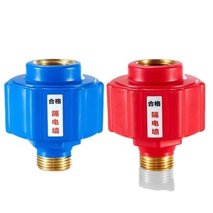 Connecteur mural universel anti-choc électrique rouge bleu ABS, accessoire de protection pour tuyau de chauffe-eau - Product Image 1