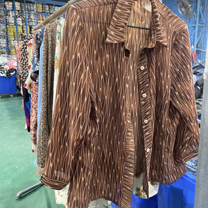 Vêtements d'occasion en gros <span class=keywords><strong>pas</strong></span> <span class=keywords><strong>cher</strong></span> prix en vrac utilisé maille chemises dames décontracté fil top balles <span class=keywords><strong>de</strong></span> vêtements <span class=keywords><strong>de</strong></span> seconde main aux états-unis - Product Image 2