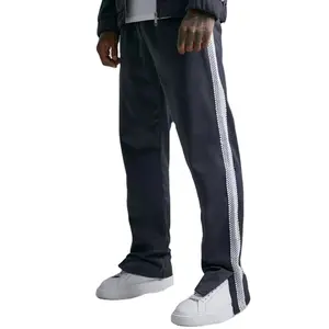 Özel erkek sweatpants gevşek fit spor koşu bölünmüş hem alevlendi kargo koşucu pantolonu