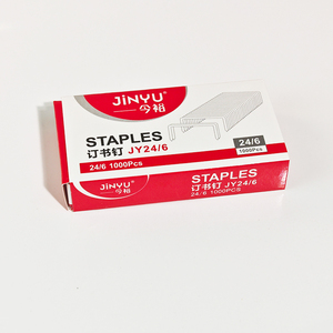 Prix usine 1000 broches/boîte 24/6 agrafes en métal <span class=keywords><strong>pour</strong></span> <span class=keywords><strong>agrafeuse</strong></span> papier Document 11.5*6mm fournitures scolaires <span class=keywords><strong>de</strong></span> <span class=keywords><strong>bureau</strong></span> No.3 <span class=keywords><strong>agrafe</strong></span> <span class=keywords><strong>de</strong></span> papeterie - Product Image 5