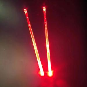 <span class=keywords><strong>Baquetas</strong></span> <span class=keywords><strong>de</strong></span> tambor iluminadas <span class=keywords><strong>de</strong></span> polímero LED alimentadas por batería duraderas al por mayor - Product Image 5