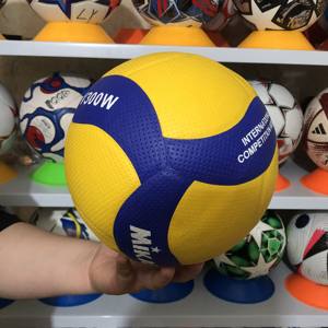 วอลเลย์บอลคุณภาพสูงแบบกำหนดเองสำหรับการฝึกซ้อมระดับมืออาชีพ สีน้ำเงิน-แดง สำหรับเล่นวอลเลย์บอลในร่มและกลางแจ้ง - Product Image 5