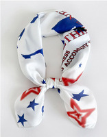 Pañuelo Cuadrado Original California Star para Mujer, Versátil, Tipo Bandana, para Verano, Playa, o como Pareo