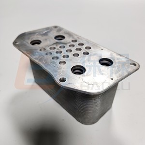 Volvo <b>Radiator</b> 04252961 For Ec210c Ec210b Ec240c Heavy Duty Trucks Replacement Part - Product Image 1