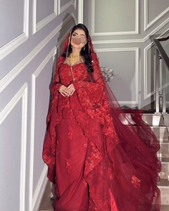 Robes de <span class=keywords><strong>soirée</strong></span> pour femmes en cristal luxueuses de Dubaï à manches longues avec appliques rouges personnalisées et voile - Product Image 6