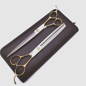 กรรไกรตัดขนสัตว์เลี้ยงขนาด 6.0 นิ้ว ด้ามจับสีทอง ขนาด 7.5 นิ้ว ผลิตจากเหล็ก 440C สำหรับกรูมมิ่งและเสริมสวยสัตว์เลี้ยง - Product Image 3