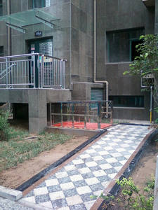 <span class=keywords><strong>Plataforma</strong></span> elevadora de tijera hidráulica eléctrica vertical personalizada para discapacitados y ancianos - Product Image 4